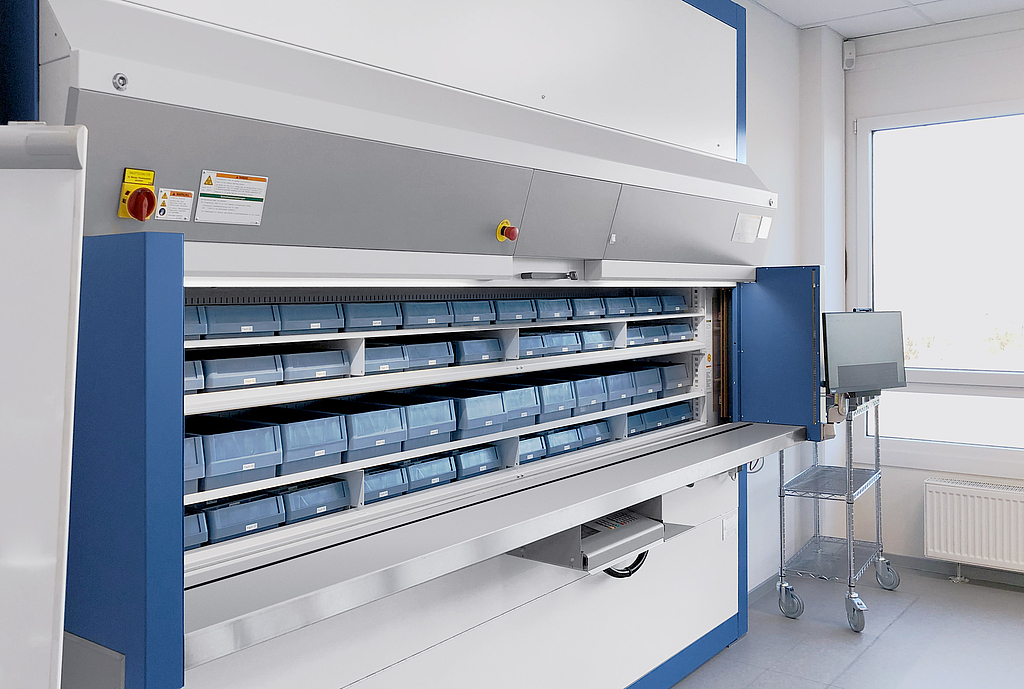 More than 800 items are stored for ergonomic picking within a small footprint 